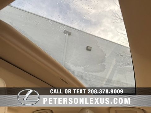 Used 2017 Toyota Avalon Touring w/ Preferred Accessory Package image 13