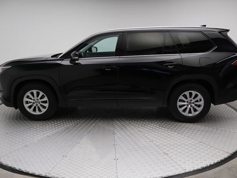 Used 2025 Toyota Grand Highlander FWD image 12