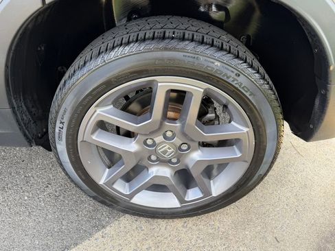 Used 2022 Honda Passport EX-L image 12