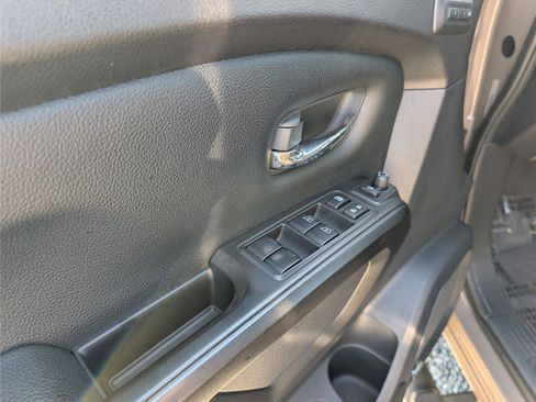 Used 2022 Nissan Titan PRO-4X w/ Pro-4x Convenience Package AWD/4WD image 20