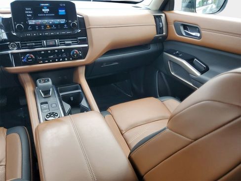 Used 2022 Nissan Pathfinder Platinum w/ Cargo Package image 22