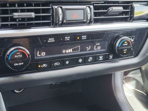 Certified 2022 Nissan Pathfinder SV w/ Cargo Package FWD image 15