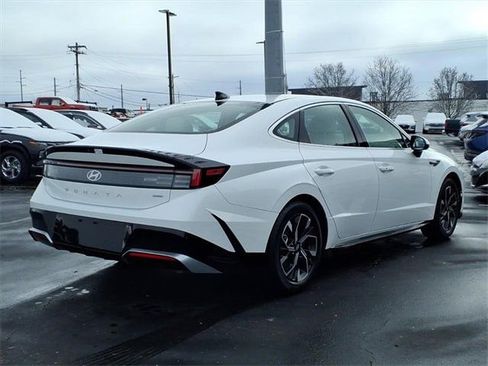 Used 2025 Hyundai Sonata SEL image 6