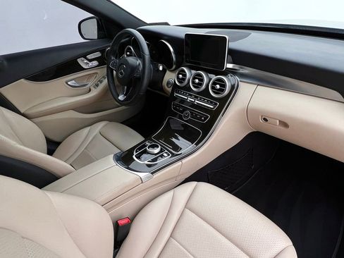 Used 2018 Mercedes-Benz C 300 4MATIC Sedan image 18