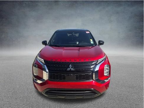 Used 2023 Mitsubishi Outlander SEL FWD image 2