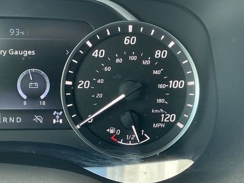 Used 2024 Nissan Frontier SV w/ Technology Package AWD/4WD image 15