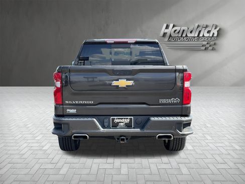 Used 2022 Chevrolet Silverado 1500 High Country AWD/4WD image 10