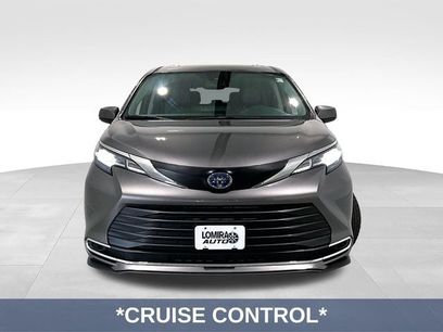 Used 2022 Toyota Sienna LE