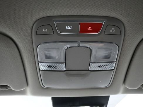 Certified 2024 Kia Telluride LX AWD/4WD image 17