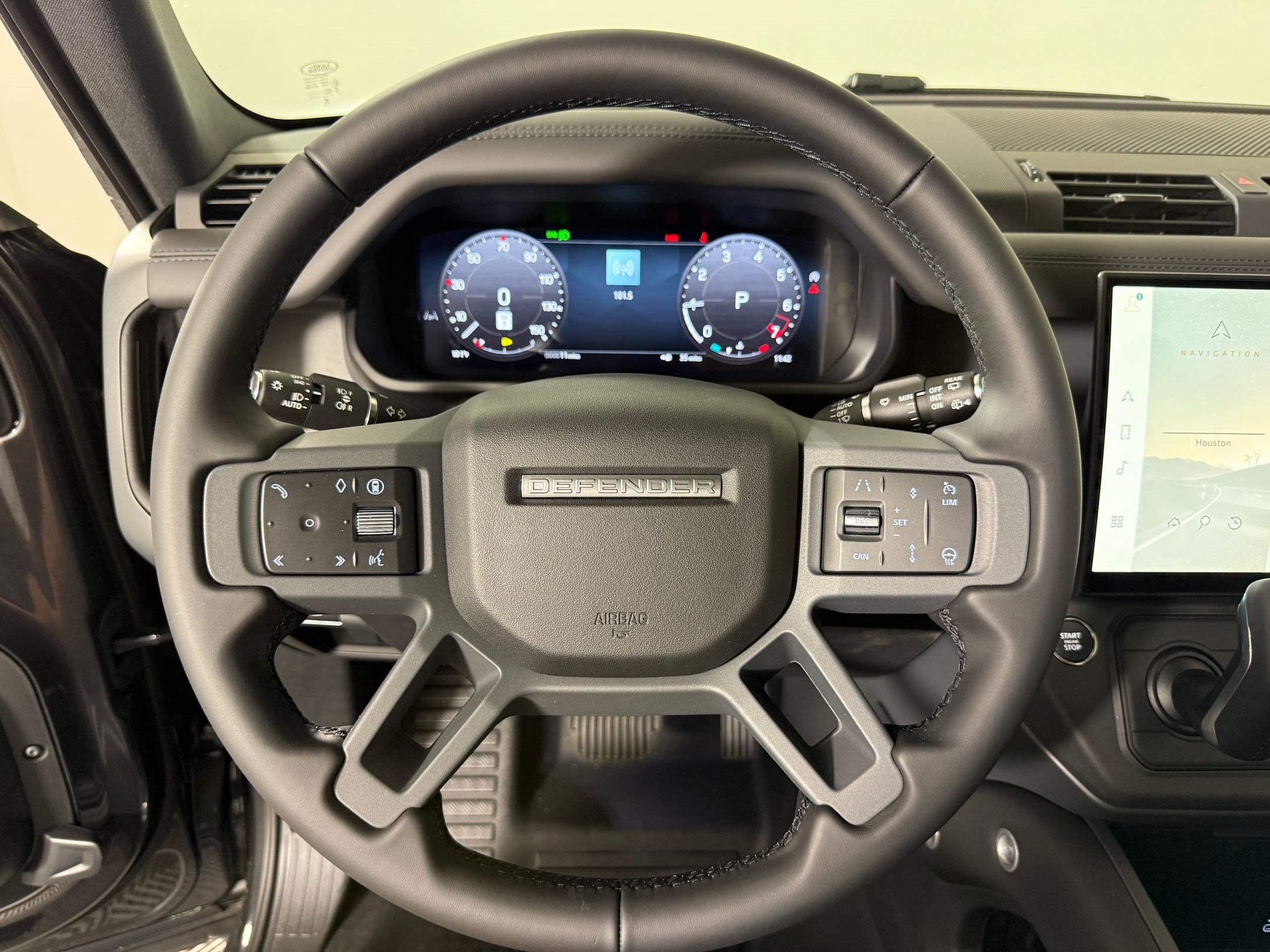 New 2026 Land Rover Defender 110 S AWD/4WD image 11