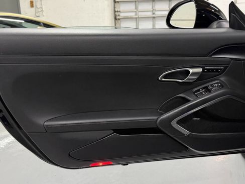 Used 2014 Porsche 911 Carrera S image 33