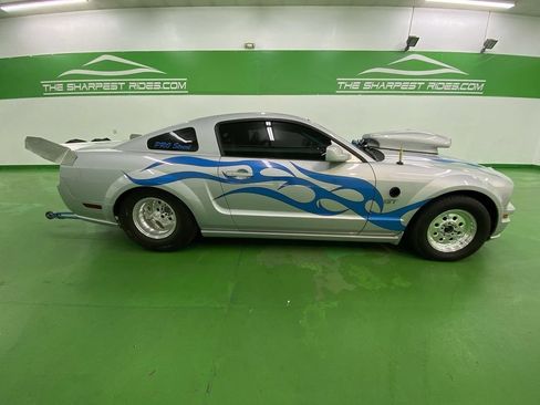 Used 2007 Ford Mustang GT Premium RWD image 5