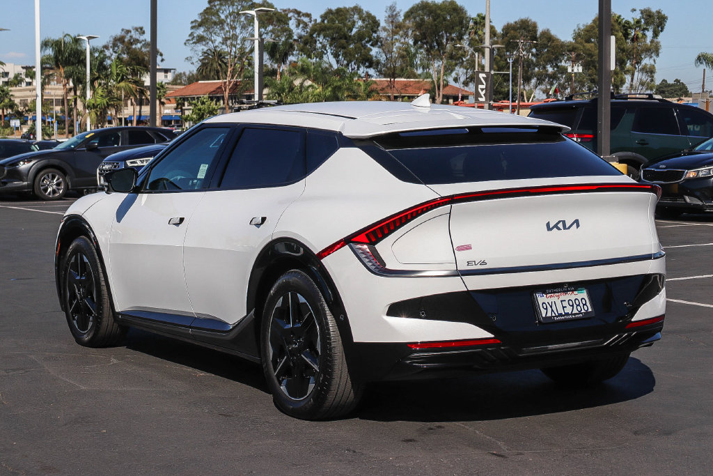 Certified 2025 Kia EV6 Wind RWD image 6