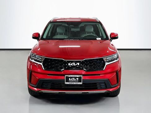 Used 2022 Kia Sorento S FWD image 2