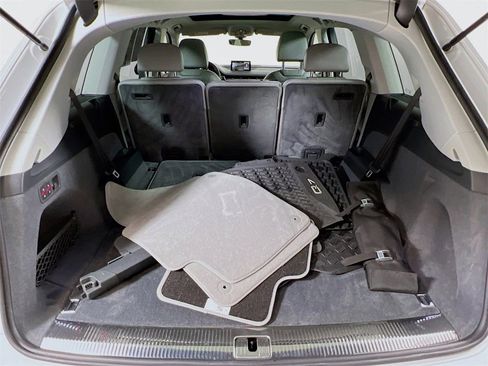 Used 2019 Audi Q7 3.0T Prestige w/ Prestige Package image 27