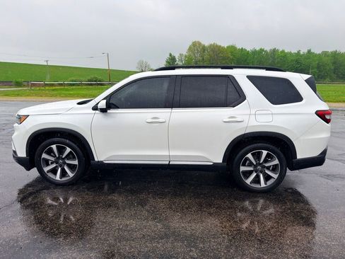 Used 2023 Honda Pilot Elite image 16