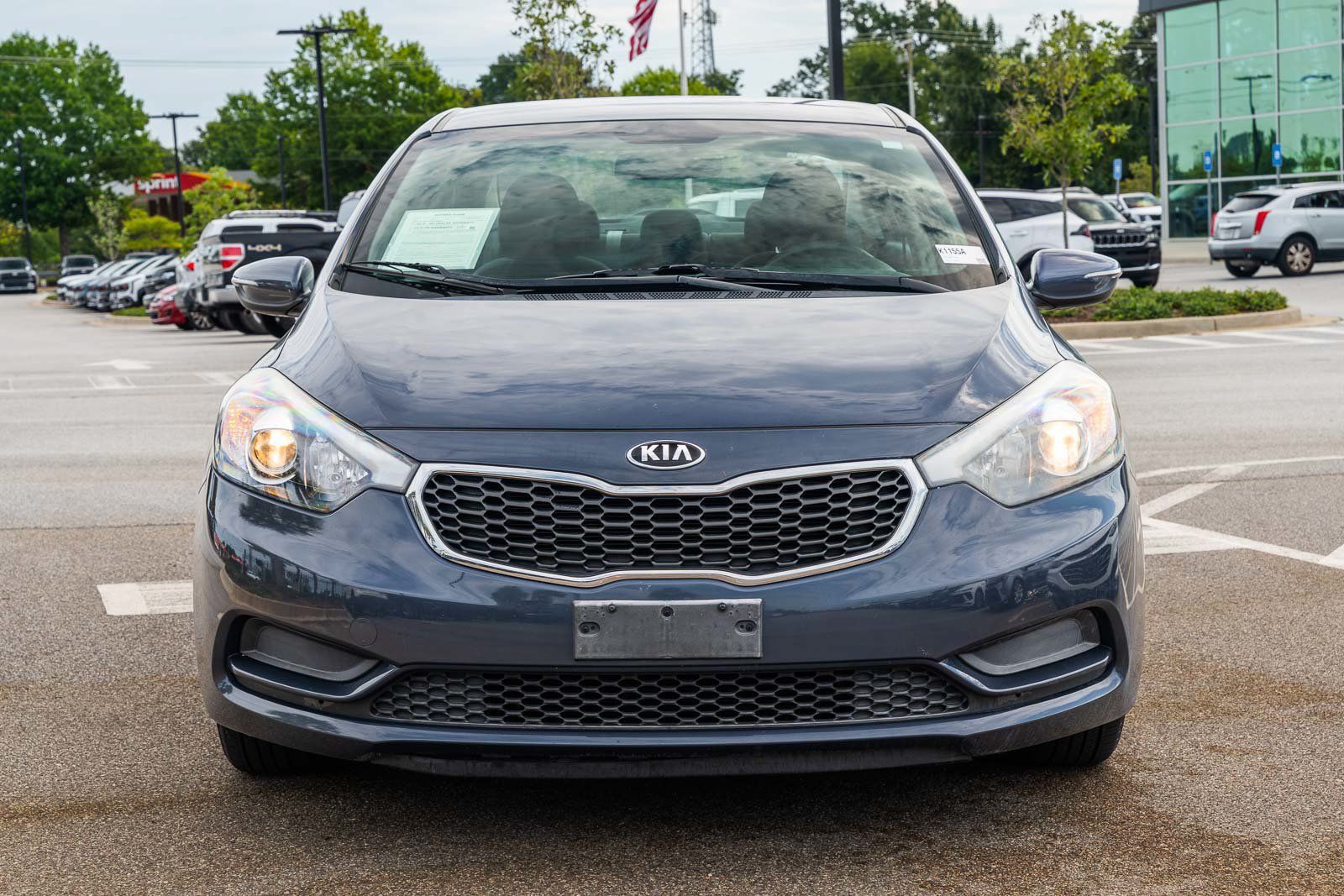 Used 2015 Kia Forte LX w/ Popular Package FWD image 2