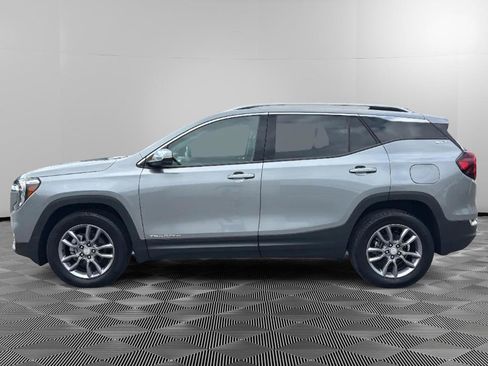 Used 2023 GMC Terrain SLT w/ Tech Package AWD/4WD image 5