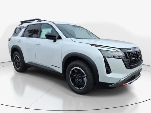 New 2026 Nissan Pathfinder Rock Creek w/ Rock Creek Premium Package AWD/4WD image 2