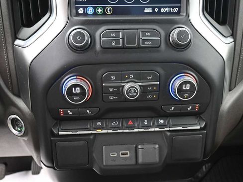 Used 2020 Chevrolet Silverado 1500 LT w/ All-Star Edition RWD image 9