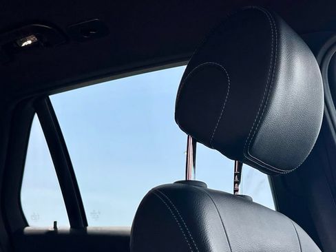 Certified 2022 Mercedes-Benz GLC 300 4MATIC image 25
