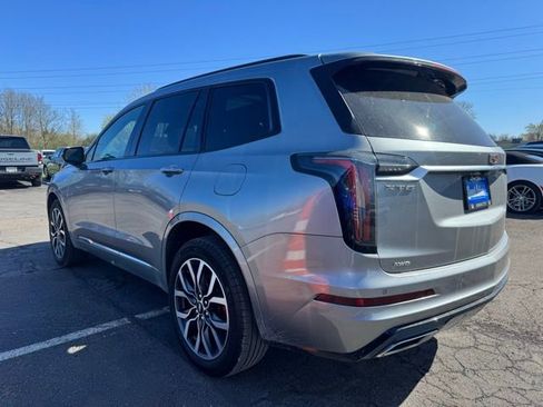 Used 2025 Cadillac XT6 Sport AWD/4WD image 4