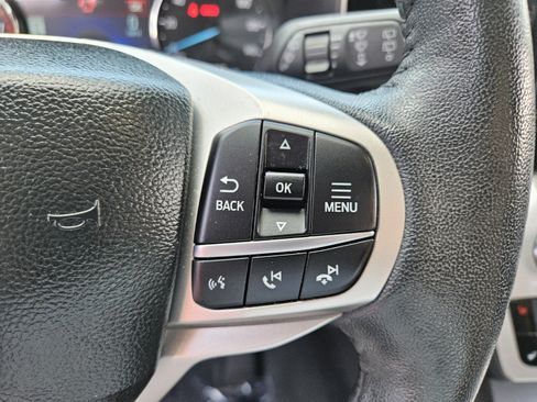 Used 2023 Ford Explorer XLT w/ Equipment Group 202A AWD/4WD image 25