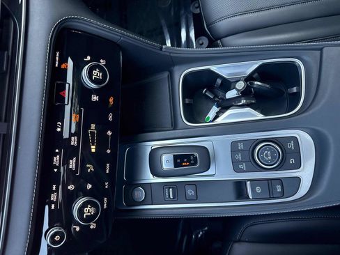 Used 2025 INFINITI QX60 Luxe w/ Black Edition FWD image 22
