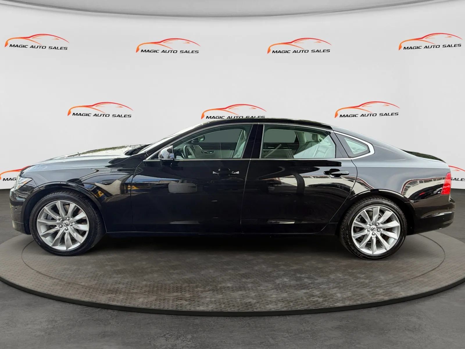 Used 2018 Volvo S90 T6 Momentum w/ Convenience Package AWD/4WD image 7
