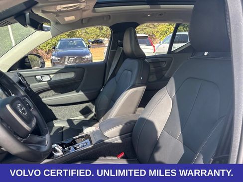 Certified 2026 Volvo XC40 B5 Plus AWD/4WD image 16