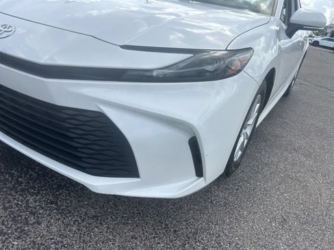 Used 2025 Toyota Camry LE FWD image 9