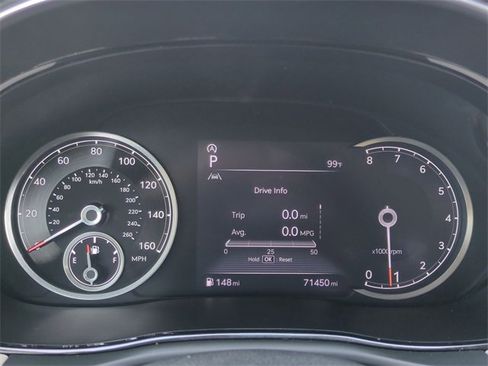 Used 2022 Genesis GV70 2.5T w/ Select Package image 11