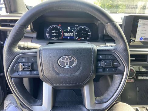 Used 2025 Toyota 4Runner TRD Sport RWD image 36