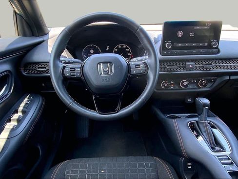 Used 2024 Honda HR-V Sport image 6