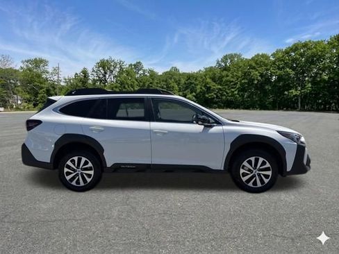 Used 2025 Subaru Outback Premium w/ Popular Package #1A AWD/4WD image 10