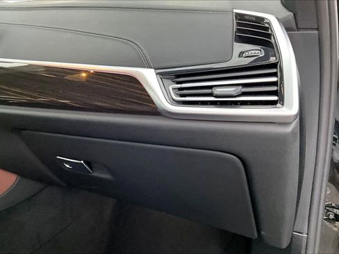 Used 2021 BMW X5 sDrive40i w/ Premium Package image 19