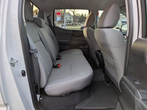 Used 2021 Toyota Tacoma SR image 17