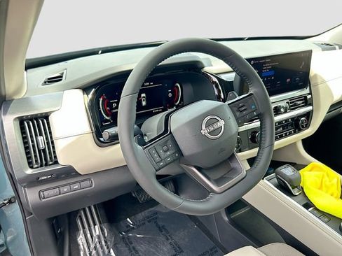 New 2026 Nissan Pathfinder SL AWD/4WD image 8