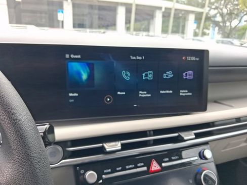 Used 2025 Hyundai Tucson SEL FWD image 18