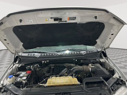 Used 2020 Ford F150 XLT image 25