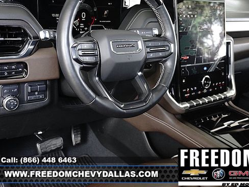 Used 2025 GMC Yukon XL Denali Ultimate AWD/4WD image 22