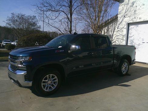 Used 2019 Chevrolet Silverado 1500 LT w/ All-Star Edition image 8