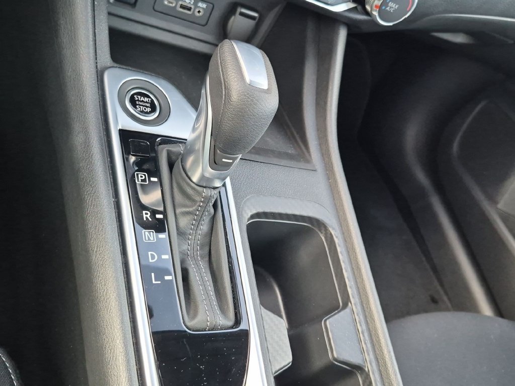 Used 2024 Nissan Sentra SV w/ Trunk Package FWD image 21