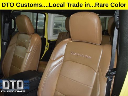 Used 2022 Jeep Wrangler Unlimited Sahara w/ Cold Weather Group AWD/4WD image 43