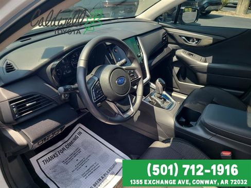 Used 2025 Subaru Outback Premium AWD/4WD image 10