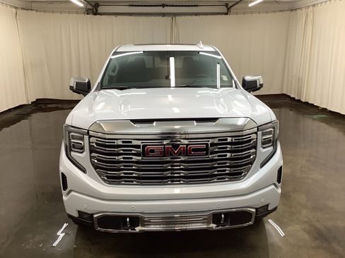 New 2026 GMC Sierra 1500 Denali w/ Denali Reserve Package image 3