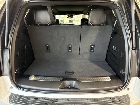 Used 2023 GMC Yukon Denali AWD/4WD image 26