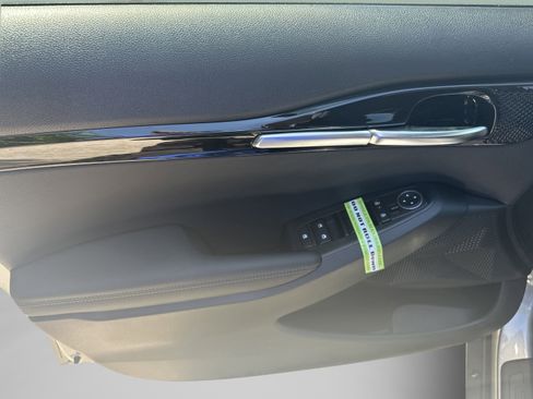 Used 2025 Kia Seltos EX w/ EX Sunroof Package image 13