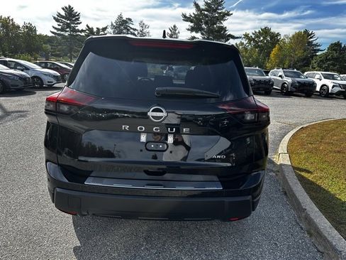 New 2026 Nissan Rogue SV w/ Cold Weather Package image 4