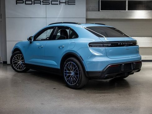 New 2025 Porsche Macan Electric image 3